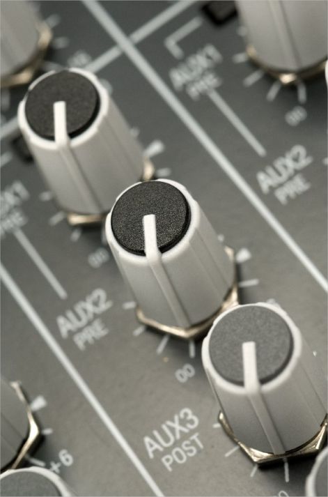 Allen & Heath ZED 12FX 12-Channel Recording Mixer with Effects